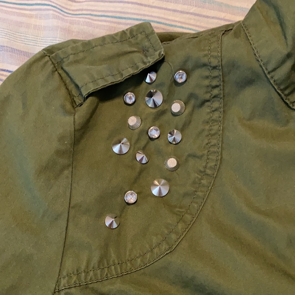 Nice jacket - Picture 2 of 4